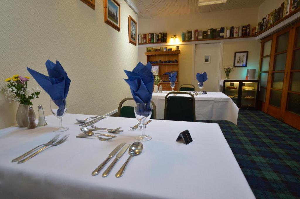 Auld Cross Keys Inn Jedburgh Eksteriør bilde